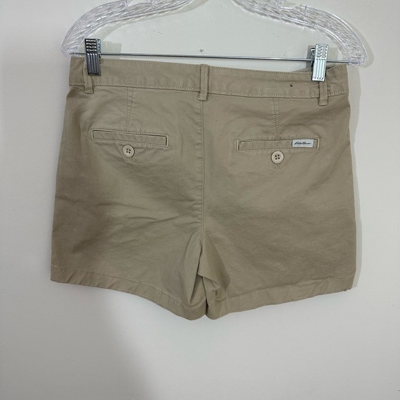 Eddie Bauer sz 4 shorts khaki Cute style Legendwash stretchy - Picture 2 of 13